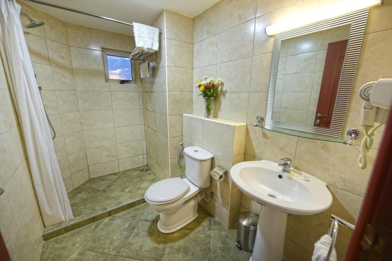 Hotel Sojovalo Kampala Eksteriør bilde